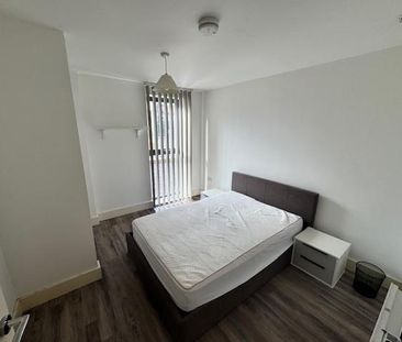 2 bedroom apartment to rent - Photo 6