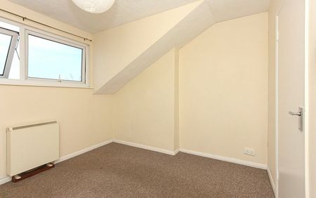 High Street, Snodland, ME6 - Photo 4