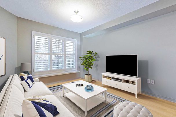 For Lease - 739 Joe Persechini Drive, Newmarket, Ontario - Photo 1