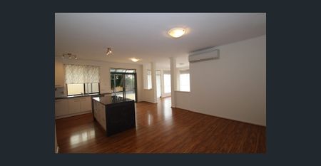 Fabulous Family Sized Home in Sunday Estate - Photo 2