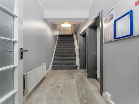 4 bedroom house share to rent - Photo 4