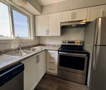 For Lease - 840 Alice Street, Woodstock, Ontario - Photo 3