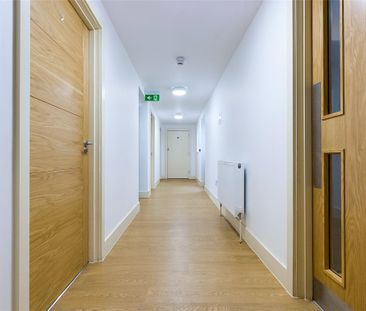 Studio to rent - Photo 6