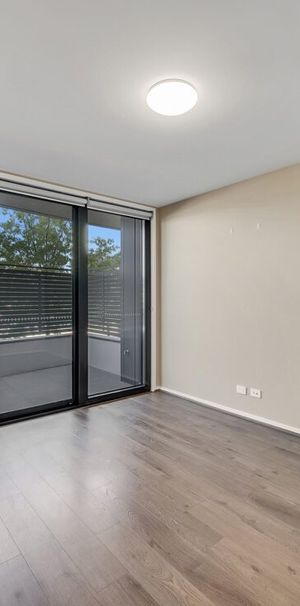 Modern Ground Floor Living - Photo 1