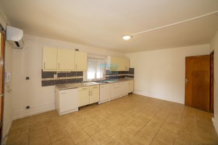 Location Appartement 2 pièces 53m² - Photo 4