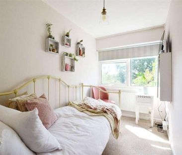 Moon Court, Lyme Farm Road, Lee, London, SE12 - Photo 1