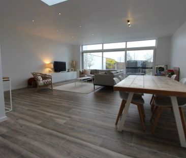 Prachtige halfopen bebouwing met 4 slaapkamers - OORDEGEM - foto 3