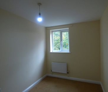 Flat to rent on - Photo 6