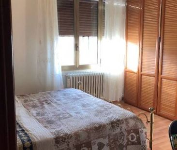 Luminoso trilocale arredato in Via Liguria - Foto 4