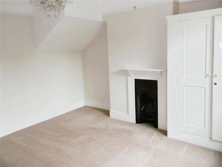 4 bedroom terraced house to rent - Photo 5