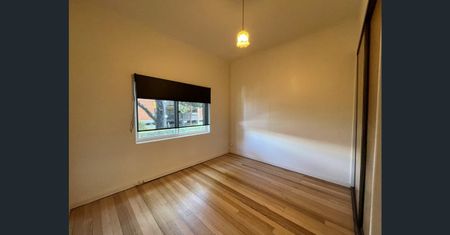 38 Ascot Vale Road, Flemington VIC 3031 - Photo 3