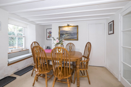 St Hilary, Penzance, TR20 - Photo 4