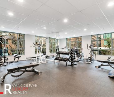 Penthouse in Downtown Vancouver, BC - Photo 3
