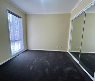 Newly refreshed & ready to go! - Photo 2