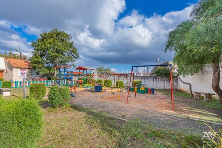 Casa em Condomínio com 2 quartos e 54m² para alugar em Olaria, Canoas. - Foto 2