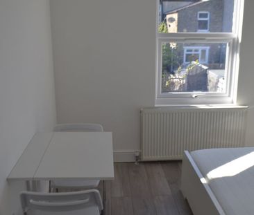 Studio Flat, Mayfair Avenue, IG1 - Photo 5