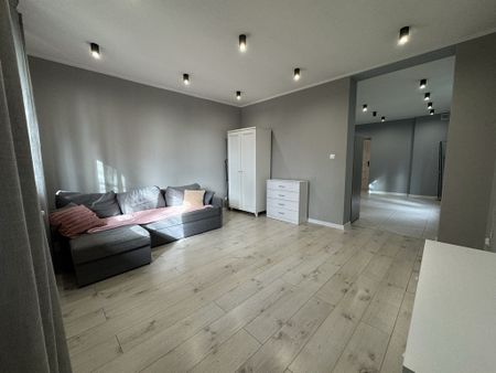 2 pokoje po remoncie z miejscem parkingowym - Zdjęcie 3