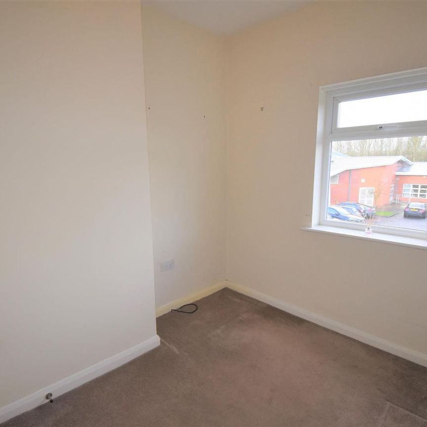 Darlington Street, Tyldesley, M29 - Photo 1
