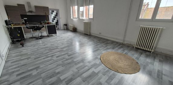 Location Appartement 2 pièces 57m² CAMBRAI 59400 - Photo 2