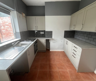 Eakring Road, Mansfield, NG18 - Photo 2