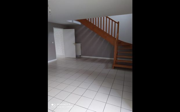 Location Maison 3 pièces 74 m² Rosnay - Photo 1