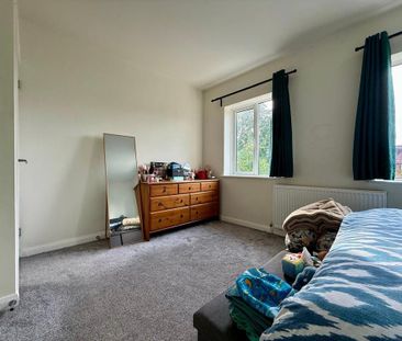 3 bedroom terraced house to rent - Photo 2