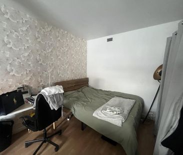 Location Appartement 1 pièce 31m² BORDEAUX 33000 - Photo 2