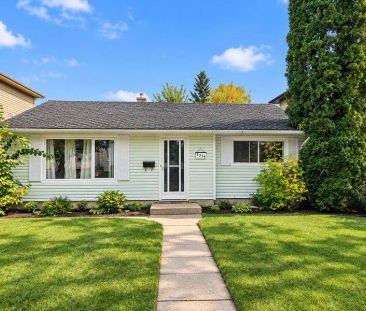 Two Beds Single House with Double Detached Garage in King Edward Pa... - Photo 1
