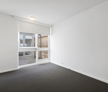 Unit 15/630 Toorak Road, - Photo 2