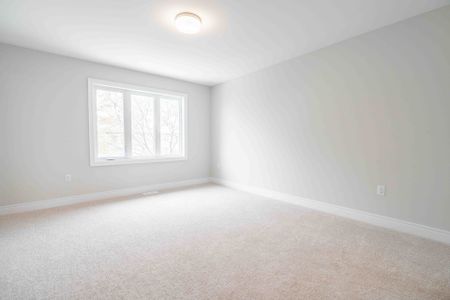 For Lease - 2184 Postmaster Drive Unit# 19, Oakville, Ontario - Photo 5