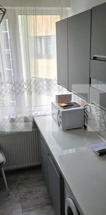 Apartament, de inchiriat, cu 2 camere semidecomandat, 50 mp, zona Mihai Viteazu - Fotografie 1