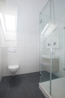 Grosszügige 4.5-Zimmer Dachwohnung mit zwei Balkonen - Photo 1