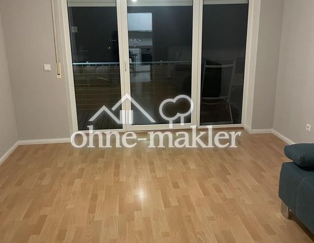 Sonnige 2-Zimmer-Wohnung mit Panorama-Balkon – barrierearm & modernisiert - Photo 1