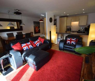 Stretford Road, Hulme, Manchester, M15 - Photo 2