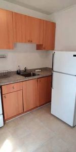 1 Bedroom Apt Available December 1st (Gerrard & Broadview) - Photo 4