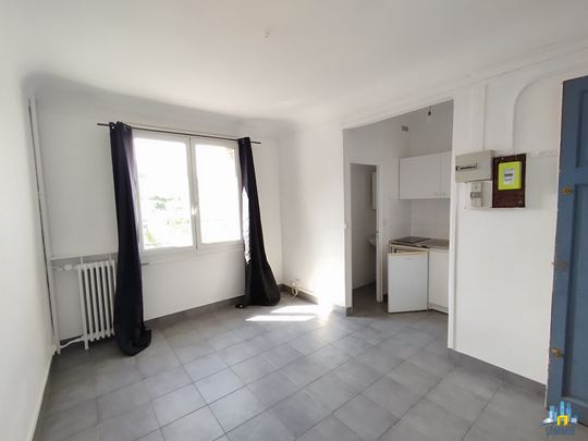 Location Appartement 1 pièce 16m² BOULOGNE BILLANCOURT 92100 - Photo 1