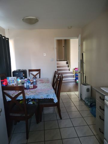 For Lease - 94 Leacrest Street, Brampton, Ontario - Photo 4