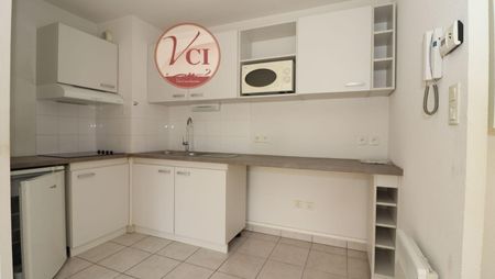 Location Appartement 2 pièces 43m² VICHY 03200 - Photo 3