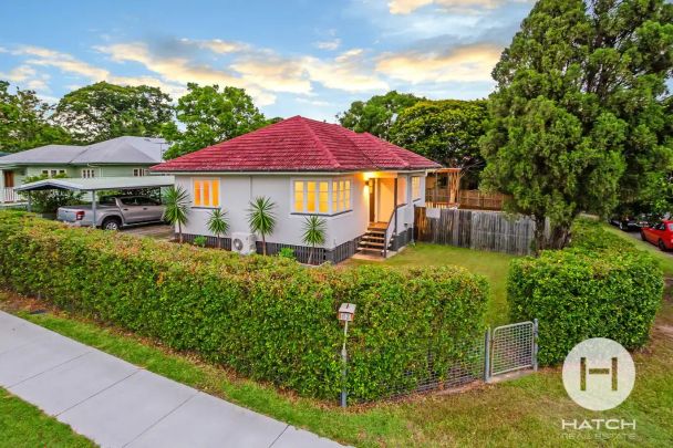 59 Canning Street, Holland Park QLD 4121 - Photo 1