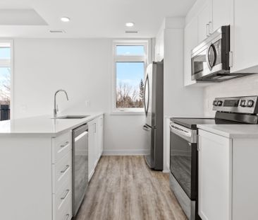 For Lease - 3 BEDALE Drive Unit# 204, Crystal Bay - Rocky Point - B... - Photo 2