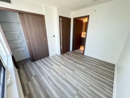 For Lease - 17 Bathurst Street Unit# 2515, Toronto, Ontario - Photo 2