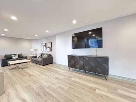For Lease - 330 Rathburn Road Unit# 2206, Mississauga, Ontario - Photo 4