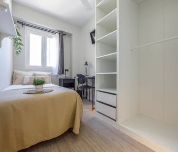 Carrer de Caravaca, Valencia, Valencian Community 46021 - Photo 3