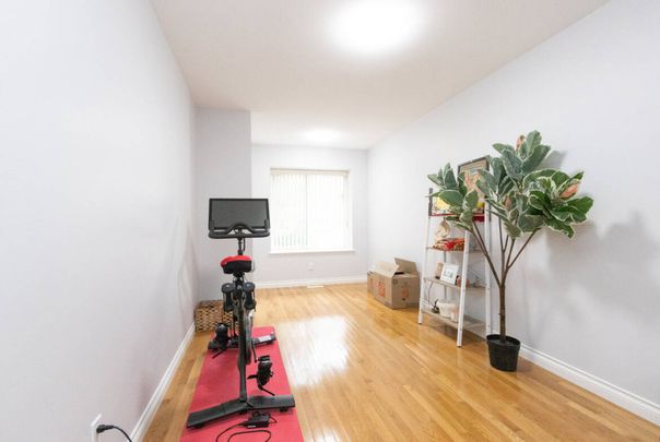 20660 91A Avenue, Langley (Upper) - Photo 1