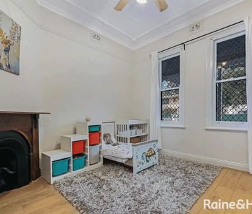 Charming Family Home with Character, Space & Prime Location - Photo 5