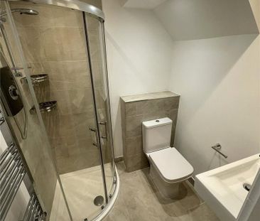 Studio to rent - Photo 5