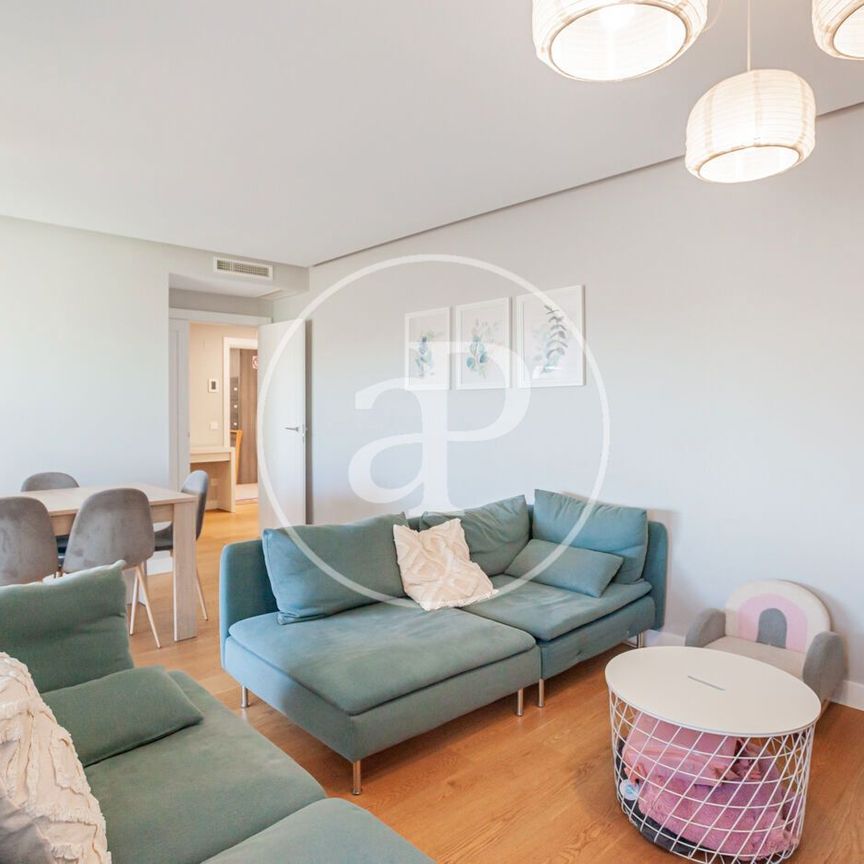 Piso de alquiler en Av Víctimas del Terrorismo, Valenoso - Photo 1