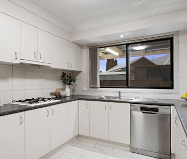 Three-bedroom Home In Eastern View Estate - Photo 6