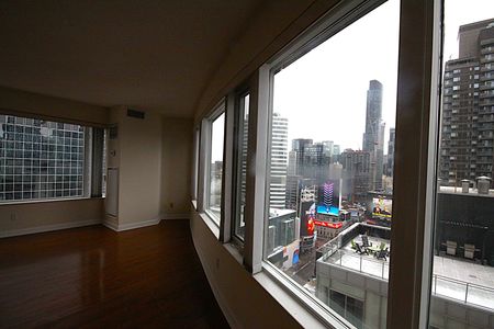 For Lease - 210 Victoria Street Unit# 2511, Toronto, Ontario - Photo 4