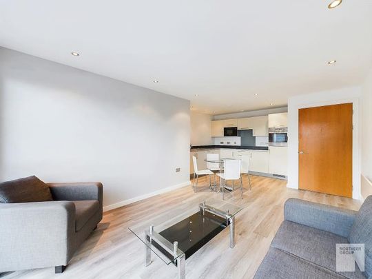 2 bedroom apartment to rent - Photo 1